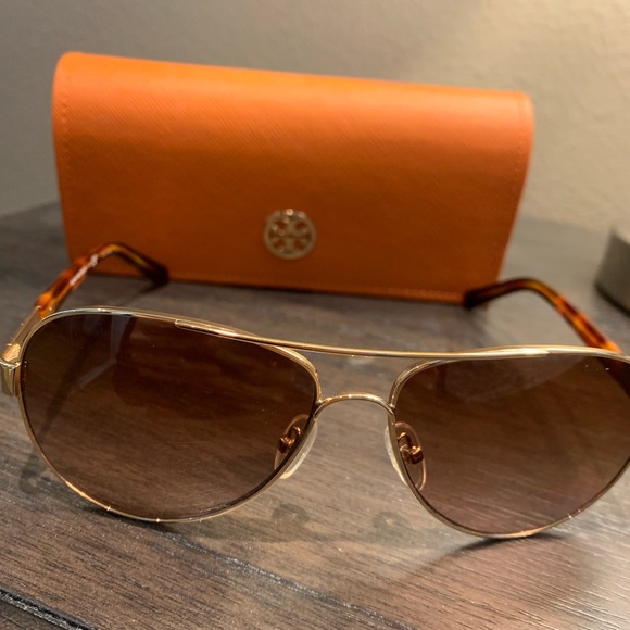 Tory Burch Accessories - Tory Burch sunglasses